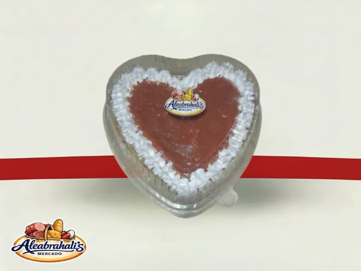 Kake Relleno con Mermelada de Guayaba 750g (Forma de Corazón)